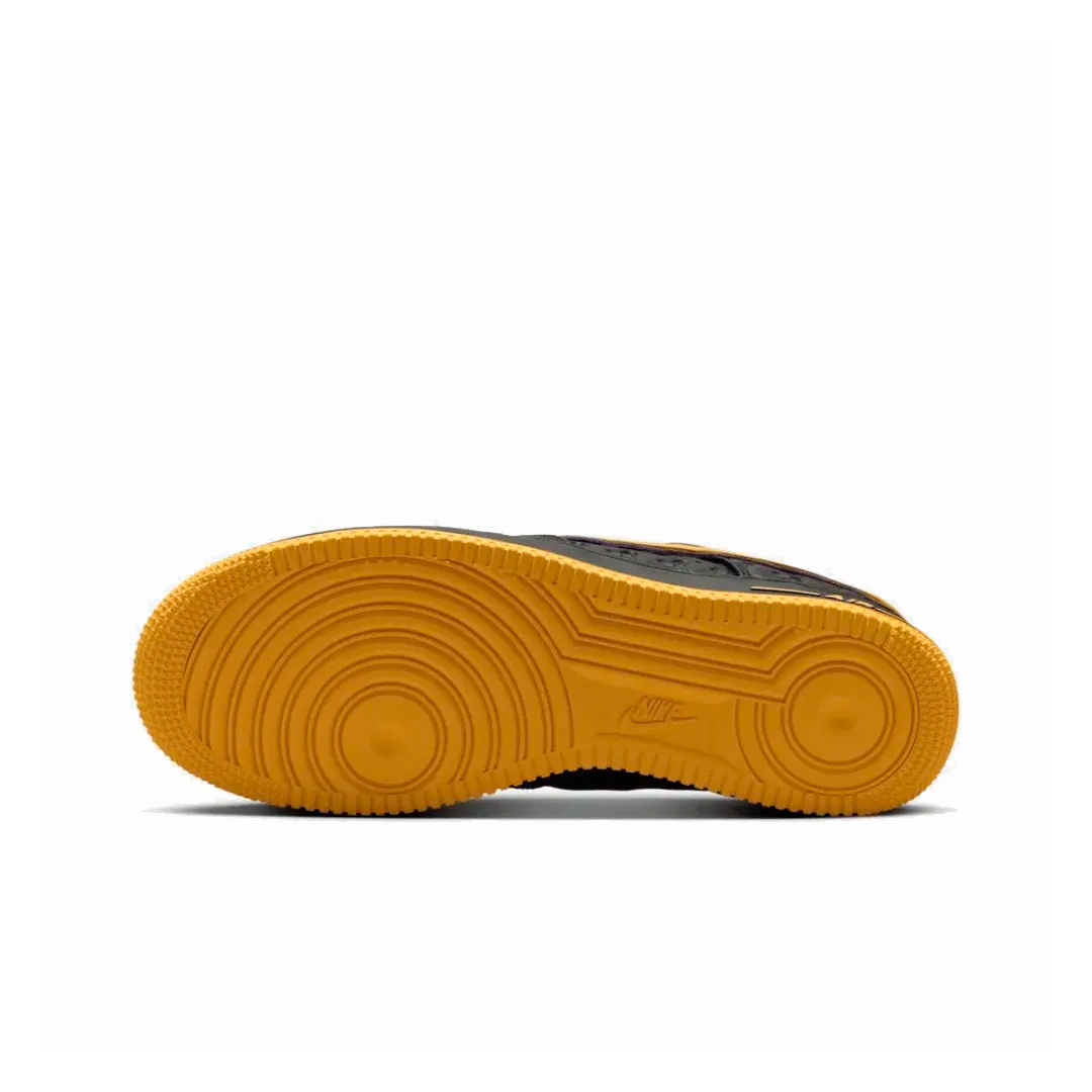 Kobe Bryant x Nike Air Force 1 Low Lakers Away