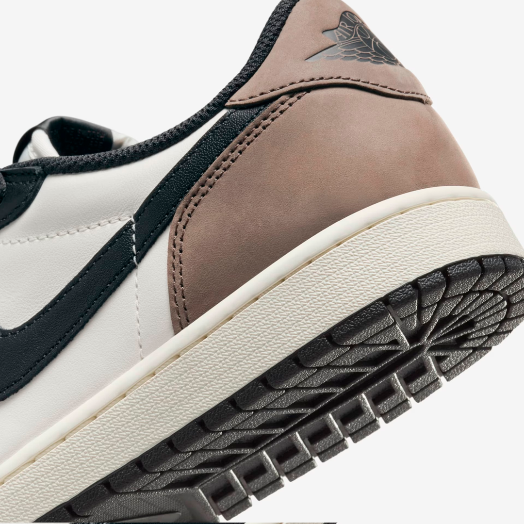Air Jordan 1 Low Mocha
