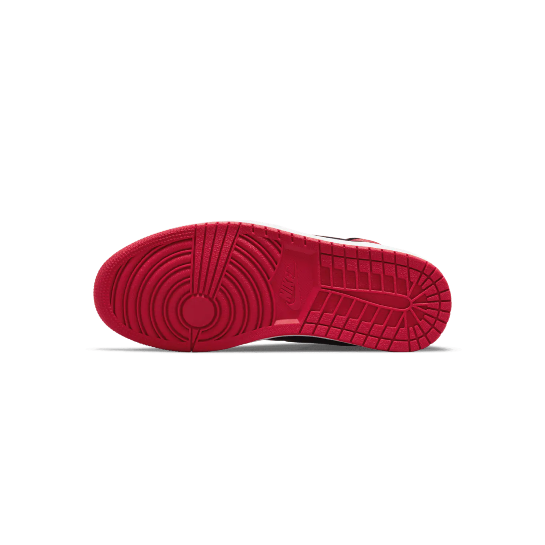 Air Jordan 1 Patent Bred