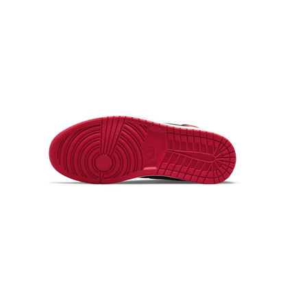 Air Jordan 1 Patent Bred