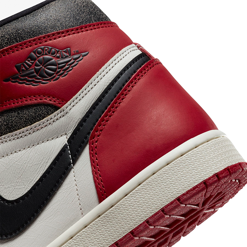 Air Jordan 1 Retro High Chicago Og